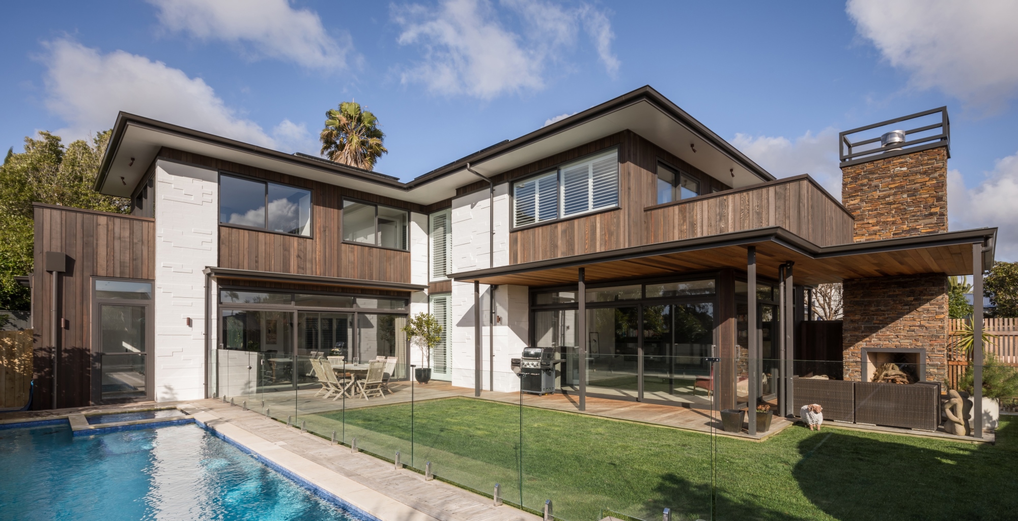 SV2 RWD Coated in Wood-X Oxen