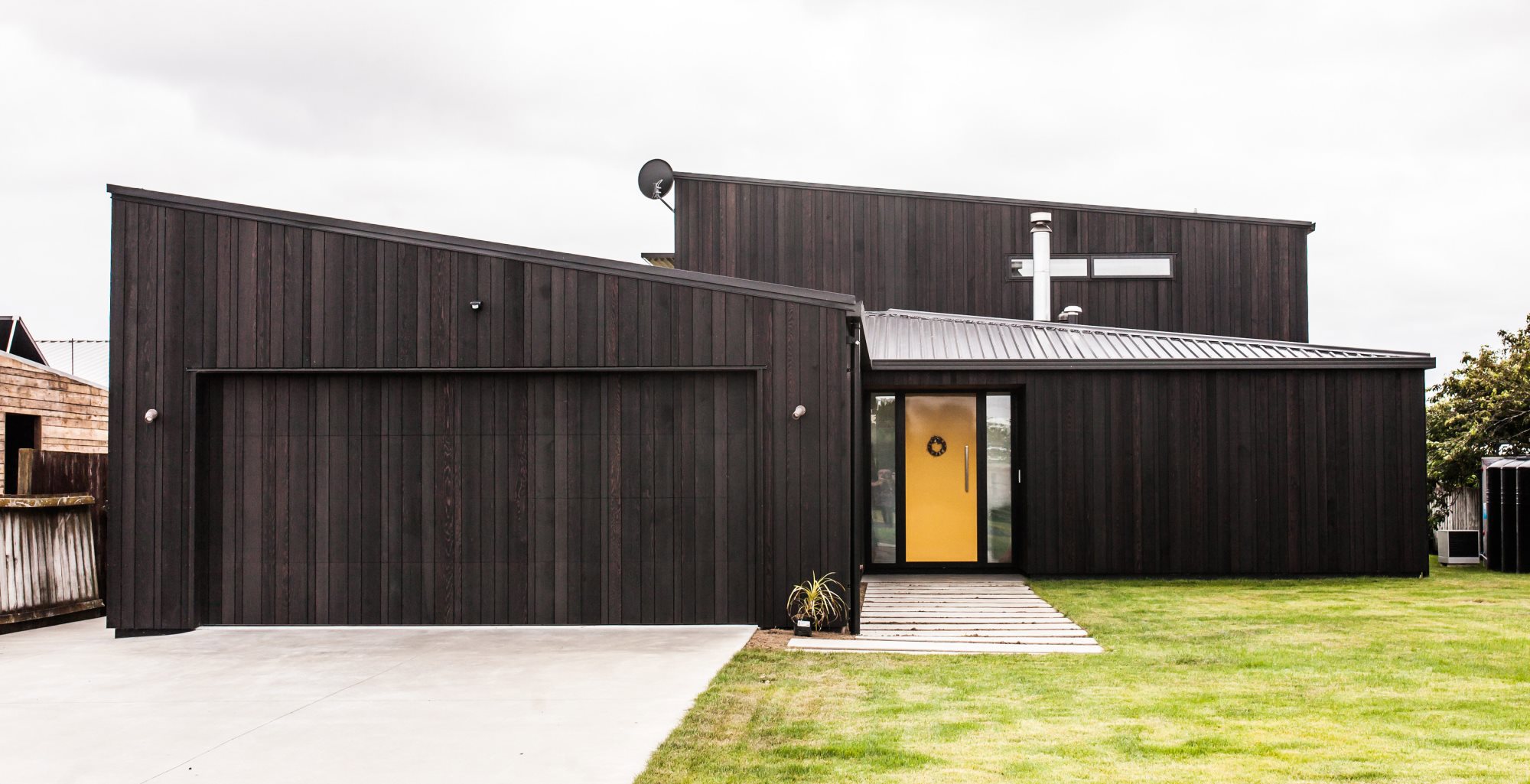 Random Width Coated in Wood-X Foundry